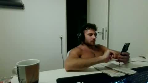 alphah_hunk online show from June 27, 7:53 pm