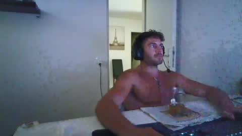 alphah_hunk online show from June 25, 12:54 pm