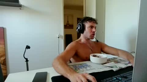 alphah_hunk online show from June 17, 10:31 am