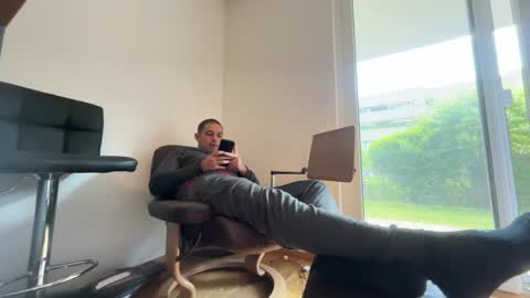 Dan  Nati online show from May 8, 9:26 am