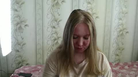 alya764770 online show from May 15, 11:34 pm