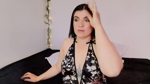 Amara Vega  online show from May 24, 3:07 pm