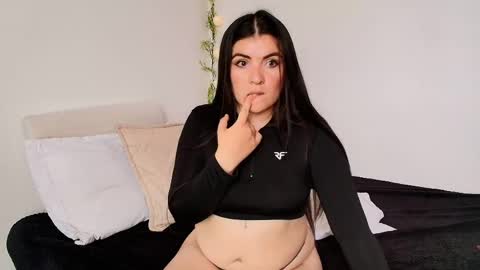 Amara Vega  online show from May 31, 3:33 pm
