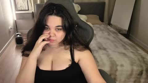 Ameli Watts online show from May 14, 9:07 am