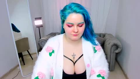 Amelia online show from June 8, 3:13 pm