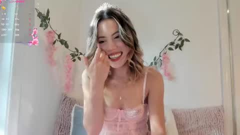 Amelia online show from June 19, 9:43 pm