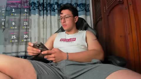 amon__ashford online show from May 10, 2:29 am