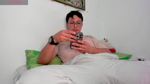 amon__ashford online show from June 25, 1:46 am