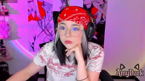 Amy online show from May 21, 8:15 pm