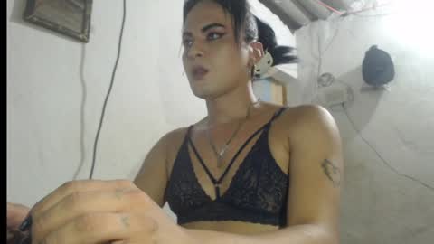 Analia smith online show from May 16, 2:08 am