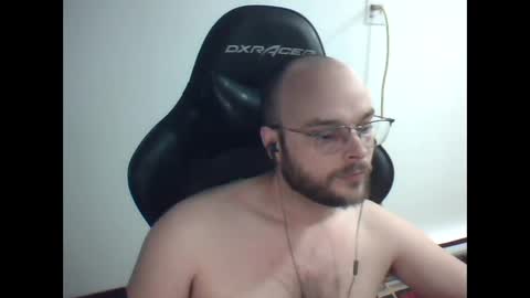 anarchyy1994 online show from May 20, 7:48 am