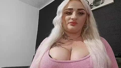 AnastasiaAmore online show from May 28, 8:40 pm