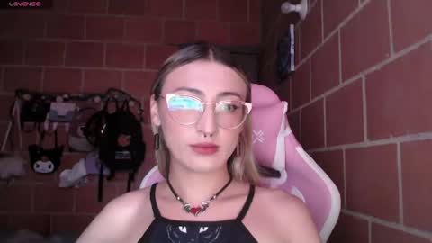 Andrea  online show from June 21, 6:47 pm