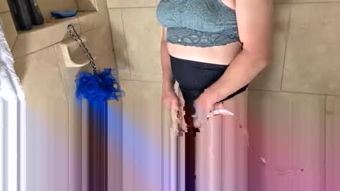 andrewo4277 online show from May 24, 6:47 pm