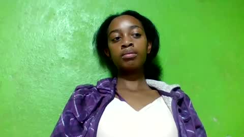 angeline221173 online show from June 15, 5:43 am