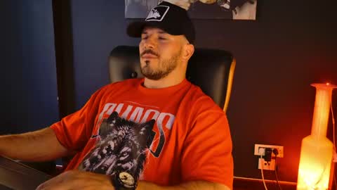 BlackWolf online show from May 26, 10:43 am