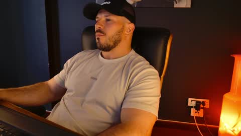 BlackWolf online show from May 29, 10:57 am