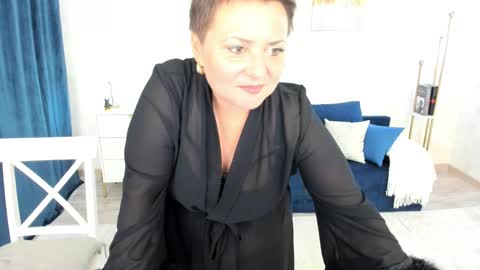 annacorlane online show from May 22, 5:47 am
