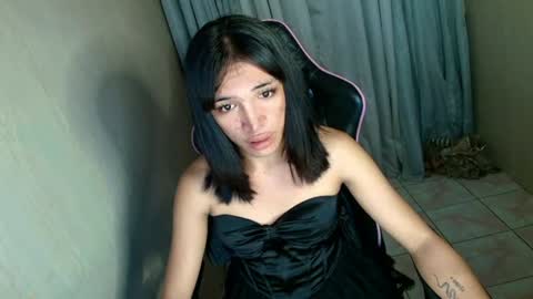 annebisyosa_angela online show from June 21, 3:07 pm