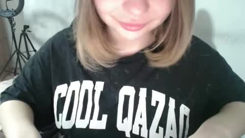 Annie Light online show from February 16, 12:47 pm