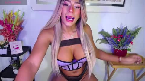 AnnySheby online show from May 17, 3:27 am