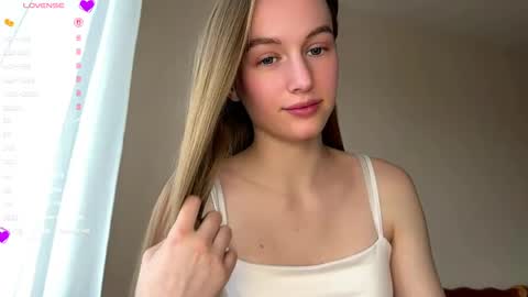 Viktoria online show from May 24, 3:40 pm