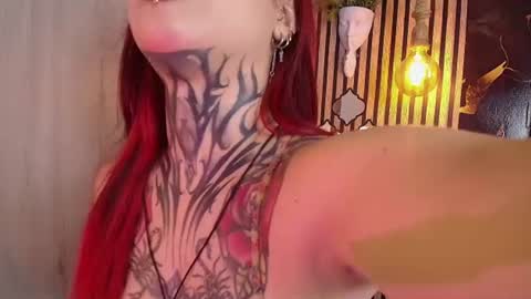 aphrodite__bloom online show from July 8, 10:46 pm