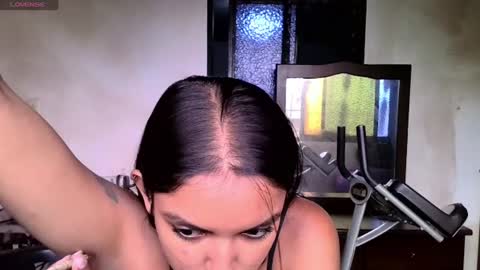 Bella online show from July 1, 7:44 pm