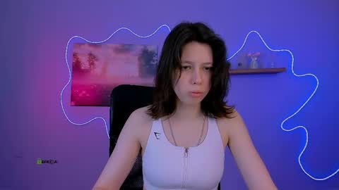 aria_wild_ online show from May 17, 7:12 pm