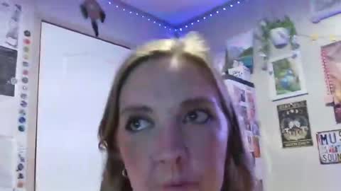 ariadivine5 online show from July 18, 1:18 am