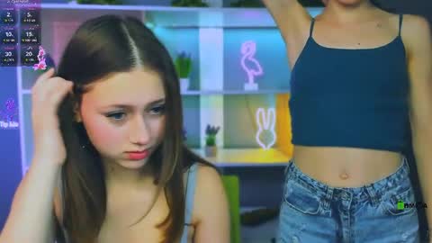 arianaa_cat online show from May 8, 7:08 pm