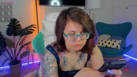 Ariell Mini online show from May 11, 5:36 am