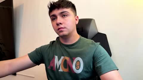 aron__cooper online show from May 16, 1:32 pm