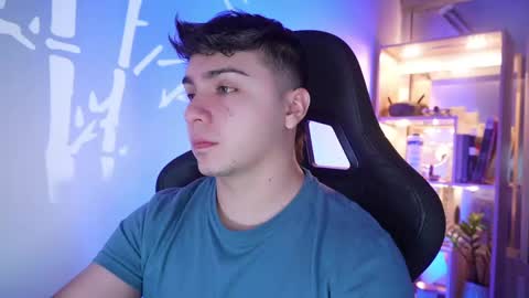 aron__cooper online show from May 10, 2:18 am