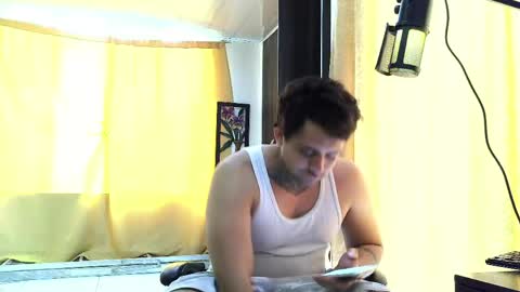 aronmiller online show from June 4, 1:39 pm