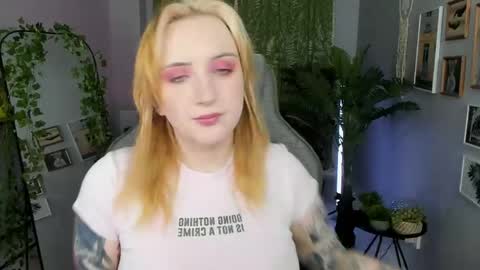 AshleyAshe  online show from May 11, 2:51 am