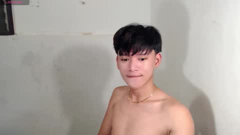 asianbrilee online show from May 31, 8:46 am
