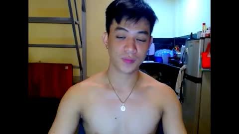 asiandreamboyx online show from May 31, 6:09 pm