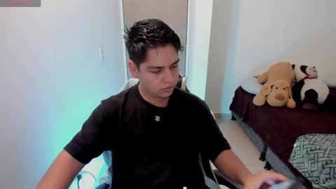 Asta Kuno online show from May 12, 6:33 am
