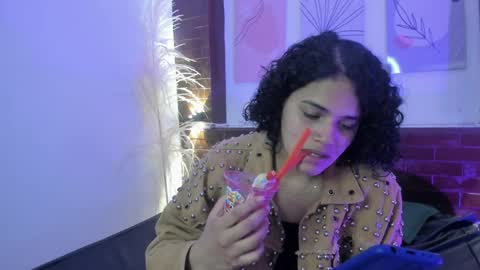 ATENA online show from May 5, 7:19 pm