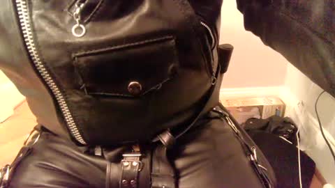Atlleather1 online show from July 10, 7:57 am