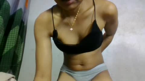 aurelie08 online show from June 18, 9:14 am