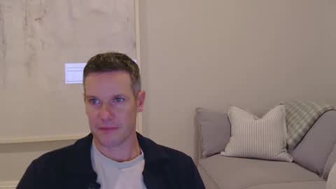 aussiesurfer0000 online show from May 8, 5:13 am