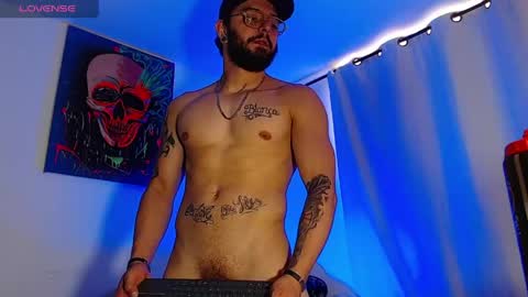 Independiente Model online show from June 3, 5:07 pm