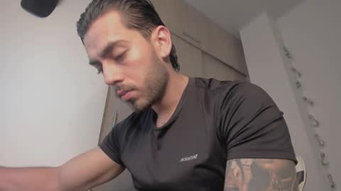 axelblaze_1 online show from March 20, 12:21 pm