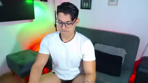 axell online show from June 20, 2:12 pm