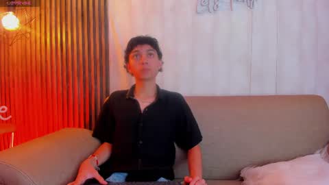 A X X X EL online show from July 17, 5:26 pm