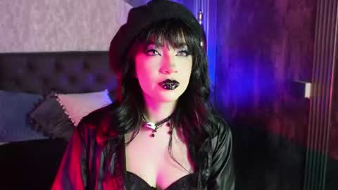 Aylen online show from July 7, 5:06 pm