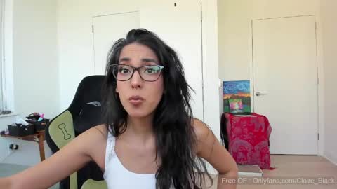 Claire Black online show from June 3, 8:47 pm