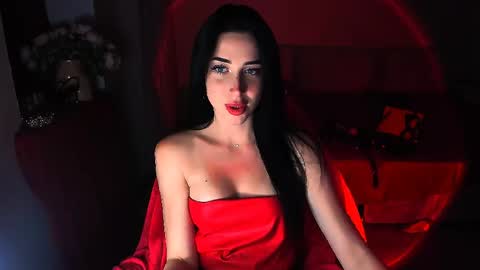 Miss Desire...do you remember online show from June 1, 5:25 pm